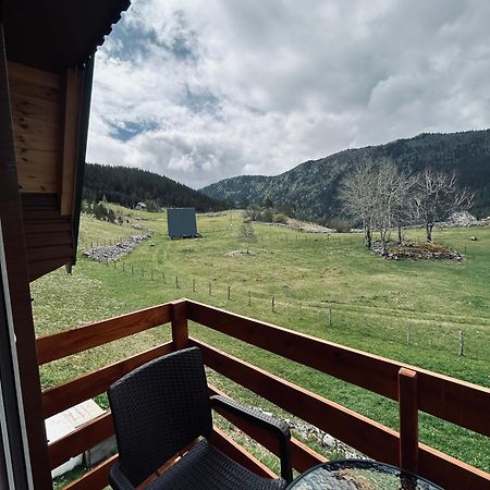 Nomad Lodge Zminica Žabljak Esterno foto