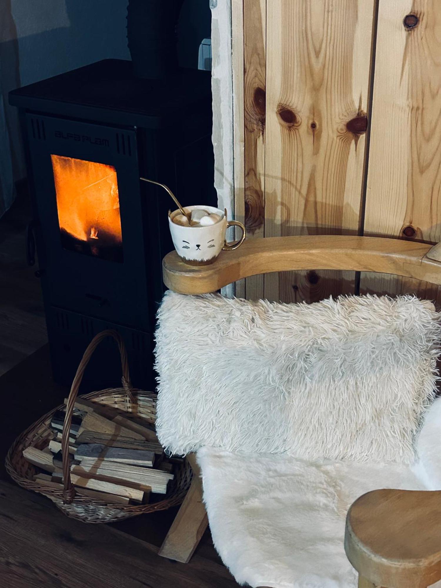 Nomad Lodge Zminica Žabljak Esterno foto