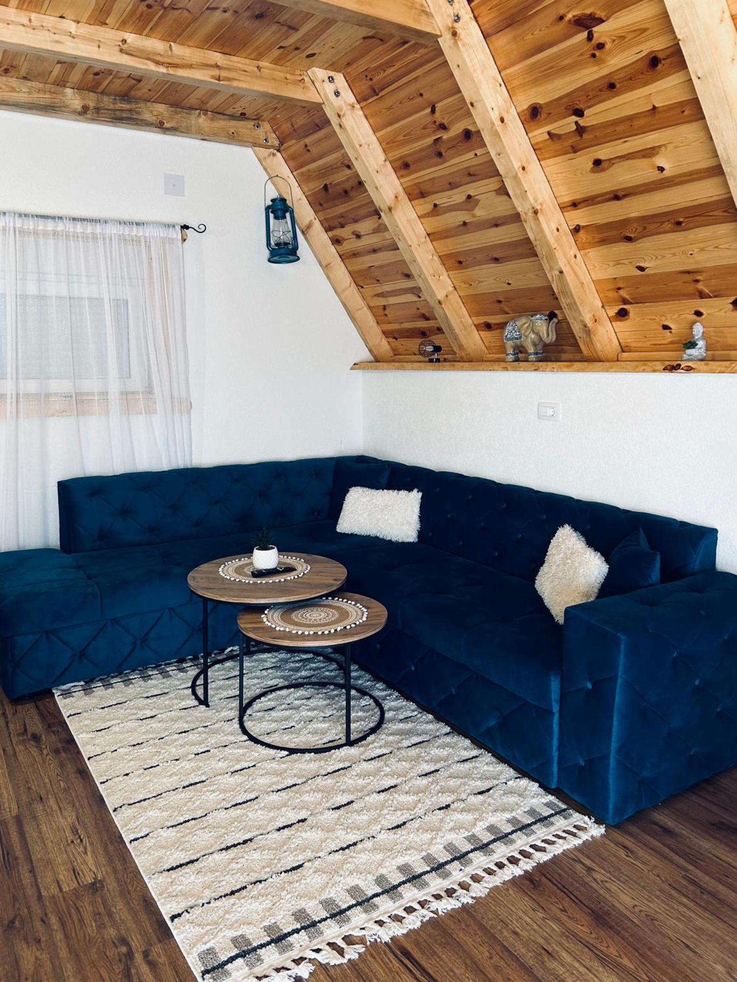 Nomad Lodge Zminica Žabljak Esterno foto